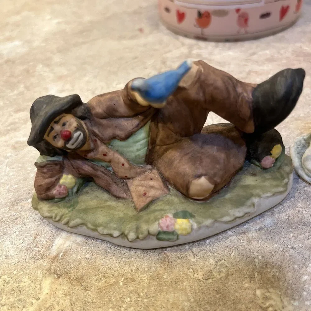 Vintage 2‎ Flambro Emmett Kelly Jr Figurines EUC